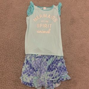 Fun mermaid pj’s💙